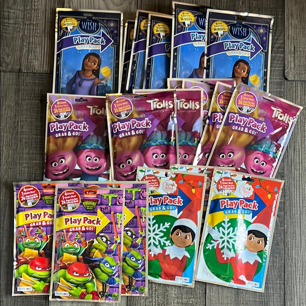 Vibrant Playpack grab and go assorted activity lot of 20 New